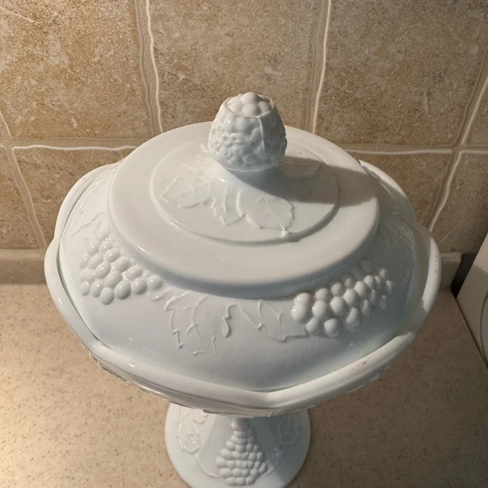 Indiana Glass Harvest Grape Pedestal Milk Glass Compote